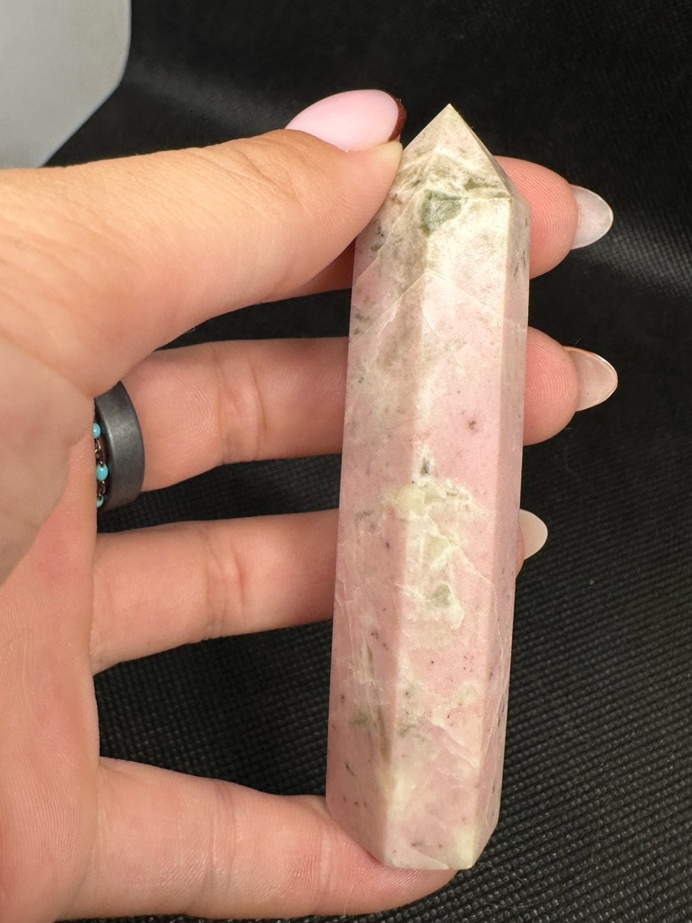 Pink opal tower - Picture 3 of 5